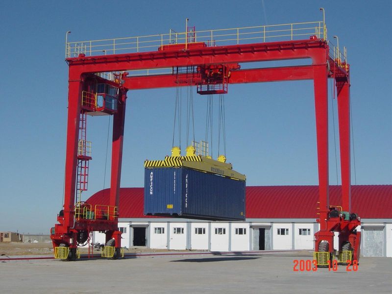 通用門(mén)式起重機(jī)
